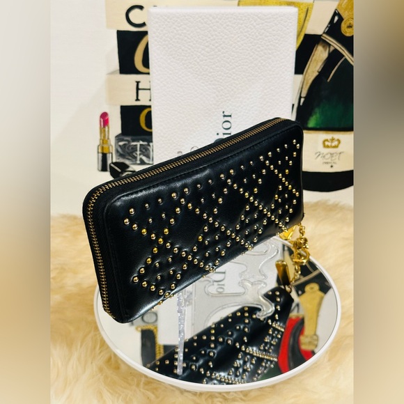 πCHRISTIAN DIOR STUDS Long Zippy Wallet w/Dior Charm & Box - Picture 7 of 12